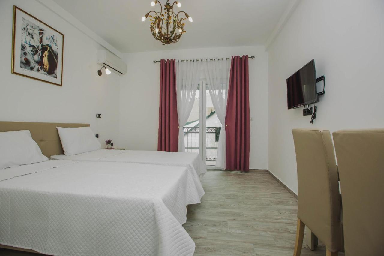 Hotel Dapcevic Cetinje Kültér fotó