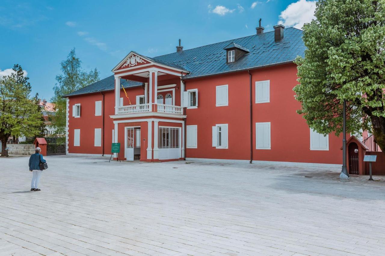 Hotel Dapcevic Cetinje Kültér fotó